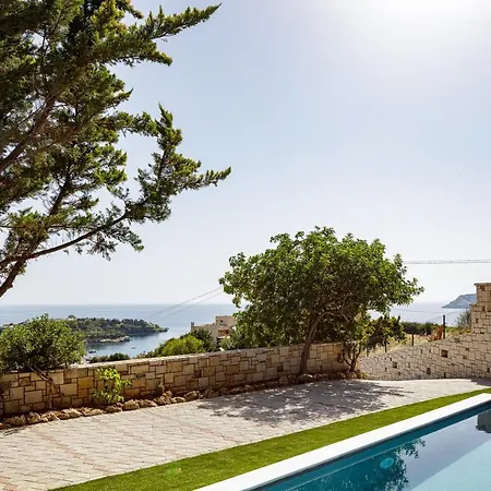 Villa Veranda Sea View Villa, Walking Distance To Beach, By Thinkvilla Agia Pelagia (Creta)