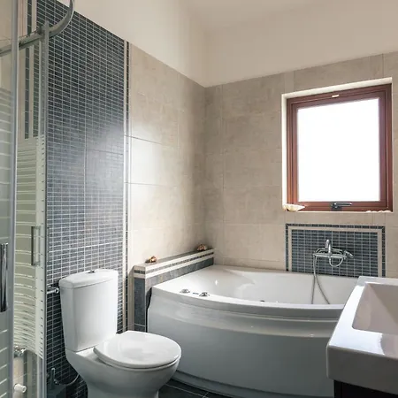 Veranda Sea View Villa, Walking Distance To Beach, By Thinkvilla * Agia Pelagia (Creta)